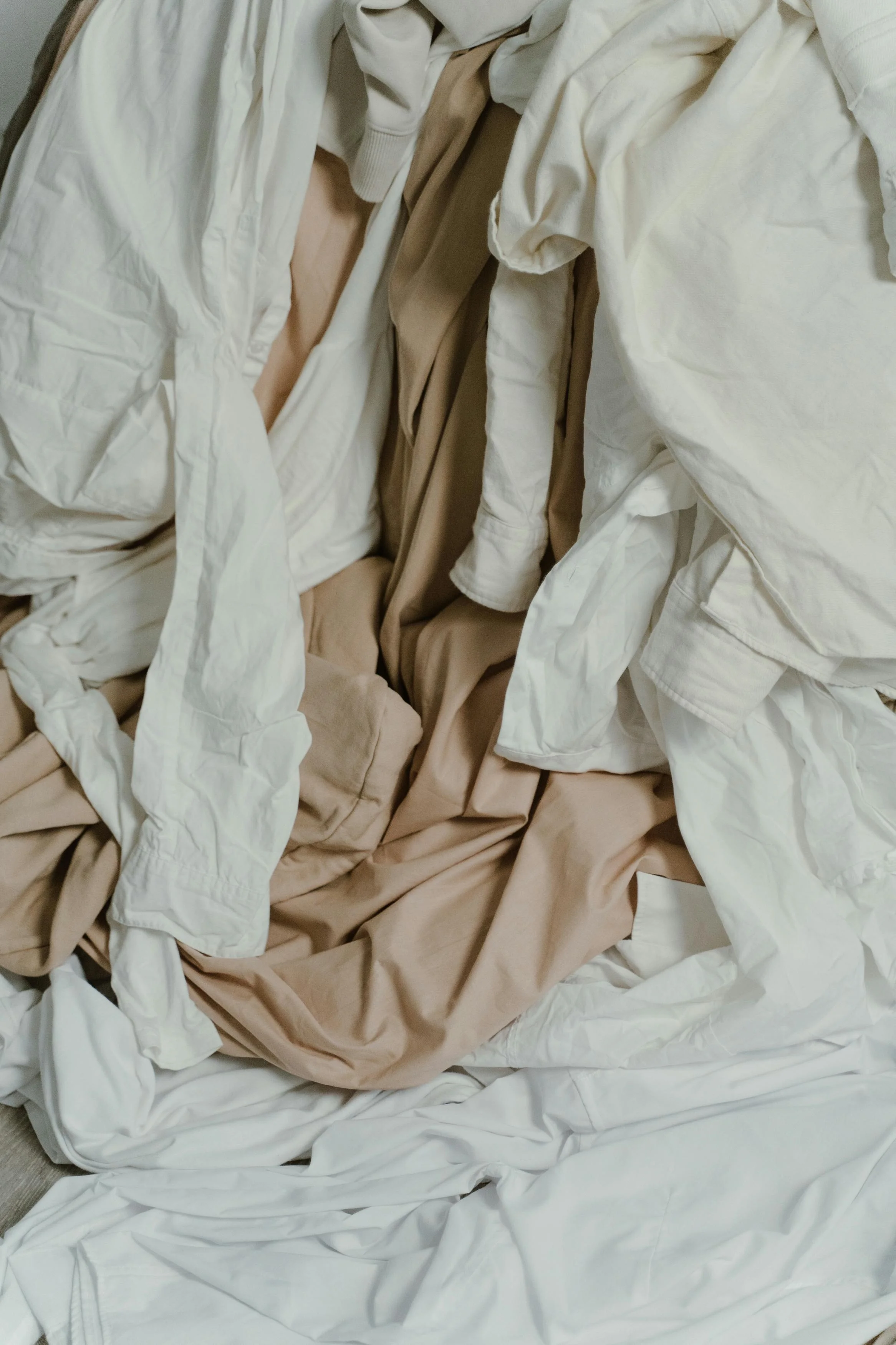 Can You Soak Clothes in Detergent Overnight? Complete Guide